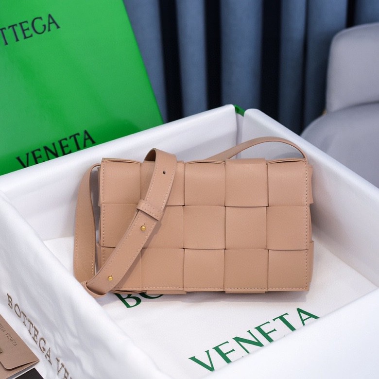 Bottega Veneta Satchel Bags - Click Image to Close